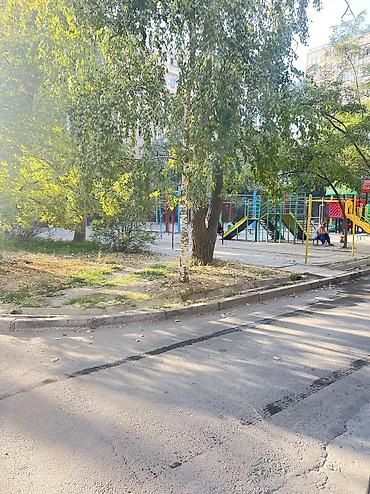 105: 1 комната, 35 м², 12 мкр 105 серия, 3 этаж, Старый ремонт — 2