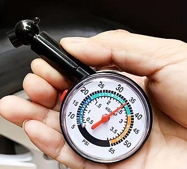 воздуха мер: Механический манометр для шин Диапазон измерений: до 55 PSI / 4 кг/см² — 3
