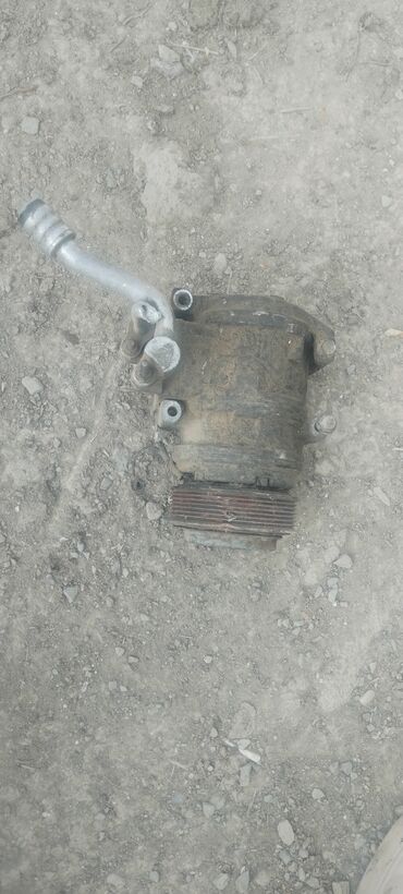 Sbor motorlar və silindr başlıqları: Kia kıa., 2.5 l, Dizel, 2006 il, İşlənmiş — 19