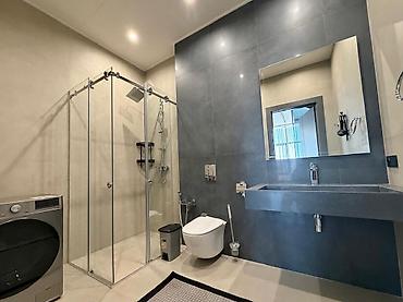 Продажа коттеджей и домов: 6 комнат и более, 640 м², 9 соток, Бишкек, Орто-Сай с. Агентство недвижимости — 25
