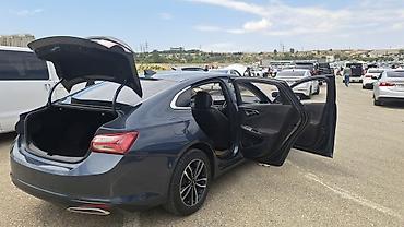 malibu stop: Chevrolet Malibu – 2019 1.5 motor benzin Xüsusiyyətlər: - Korpus: 4 — 9