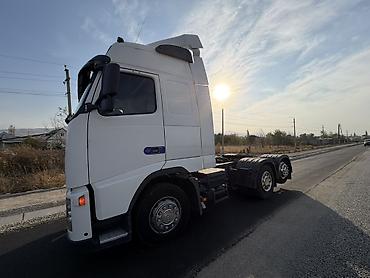 фура вольво: Тягач, Volvo, 2002 г., Без прицепа — 4