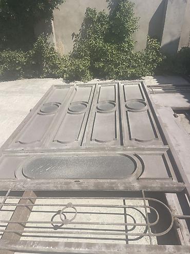 kodlu blok qapilari: Salam satıllr 450 azn adım müşviqdi stenkası qalındı demirin qalınlığı — 1