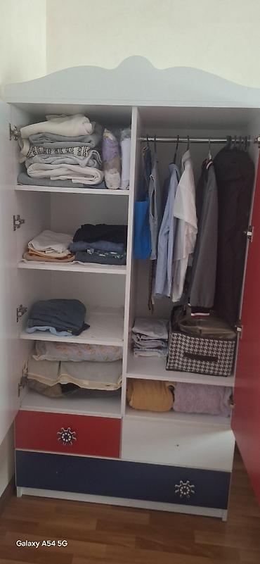 Mebel: Oğlan və qız üçün, İşlənmiş, 2 qapılı, Açılan, Düz dolab — 2