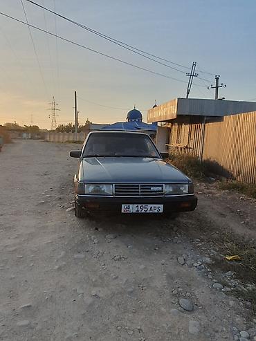 ki 5: Mazda 929: 1985 г., 2 л, Механика, Бензин, Седан — 3