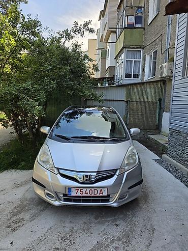 Honda: Honda Jazz: 2011 г., 1.3 л, Автомат, Гибрид, Хэтчбэк — 15