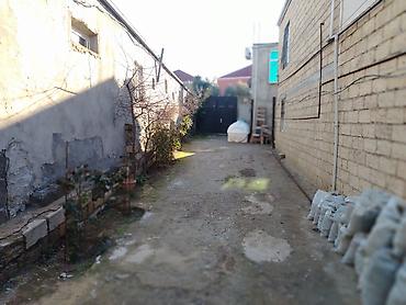 Həyət evləri və villaların satışı: 3 otaqlı, 140 kv. m, Orta təmir — 1