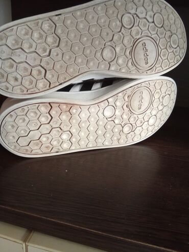 Patike: Adidas, 38.5, bоја - Bela — 6