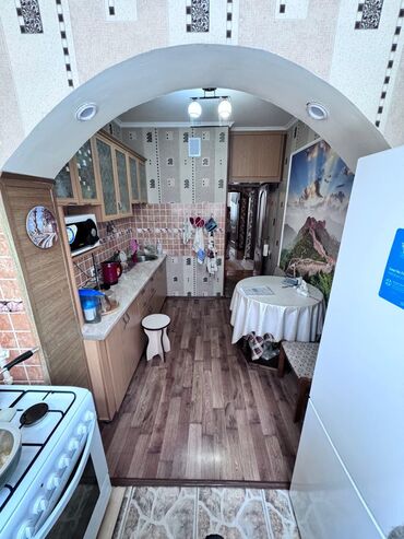 Продажа квартир: 3 комнаты, 67 м², 105 серия, 2 этаж, Косметический ремонт — 15