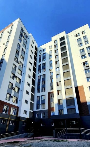 Продажа квартир: 3 комнаты, 95 м², Элитка, 4 этаж, ПСО (под самоотделку)