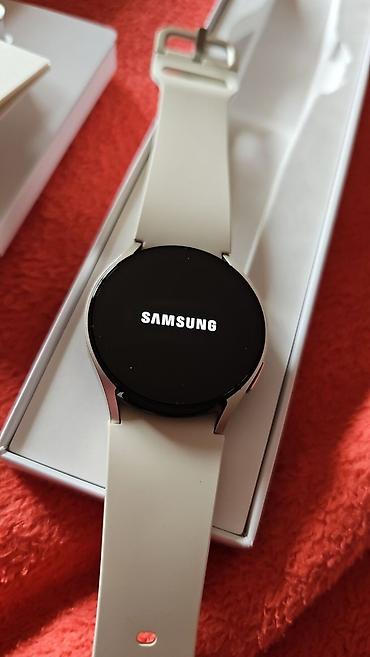 sierra blue: Samsung Galaxy Watch6 – ağ/silver rəngli ağıllı saat - Model: Galaxy — 3