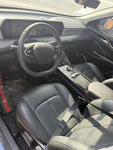 Другие детали салона: Электромобиль NETA (салон) - Современная цифровая приборная панель и — 4