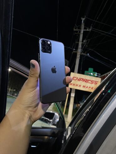 охлаждение для телефона: IPhone 11 Pro, Б/у, 64 ГБ, Зарядное устройство, Чехол, 77 %