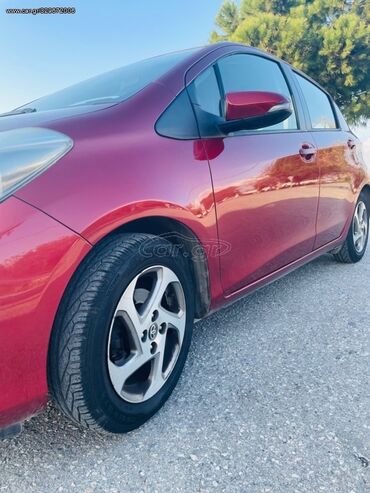 Toyota: Toyota Yaris: 1 l. | 2011 έ. Χάτσμπακ — 6