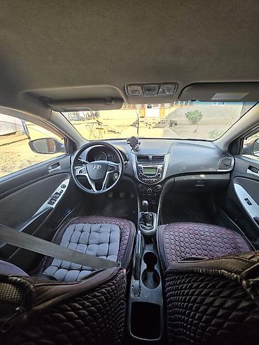соната аванте: Hyundai Solaris: 2011 г., 1.4 л, Механика, Бензин, Седан — 5