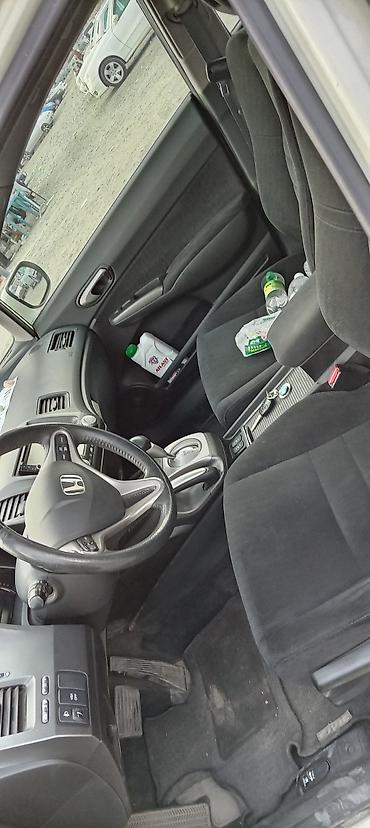 Продажа авто: Honda Civic: 2009 г., 1.3 л, Гибрид, Седан — 5