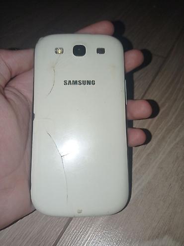 samsung galaxy s3 ekran: Samsung I9300 Galaxy S3, 16 GB, rəng - Ağ, İki sim kartlı — 2