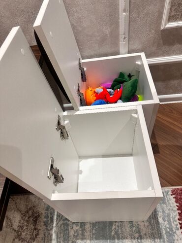 Masalar: Jurnal masası, Açılan, Dördbucaq masa — 6