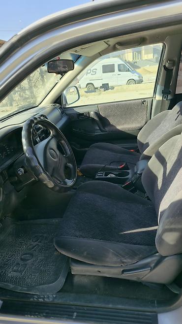 Другие автомобили: Внедорожник 5‑дверный, серебристый. Классический рамный SUV с высоким — 7