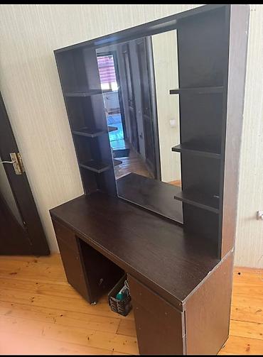 dizustu masa: Vizaj/iş masası güzgü ilə - Material: tünd rəngli laminat/MDF - Geniş — 1