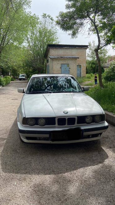 BMW: Продаю или меняю E 34 2.0 плита 1991 года Мотор коробка в хорошем