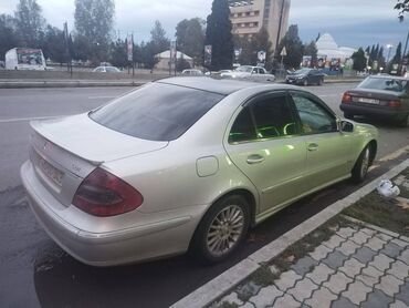 avtomobil satılır: Mercedes-Benz E 270: 2.7 l | 2002 il Sedan