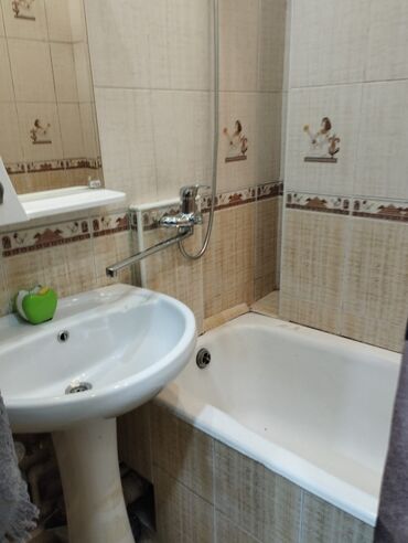 Продажа домов: 2 комнаты, 48 м², 105 серия, 5 этаж, Евроремонт
