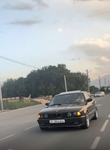 BMW: BMW 5 series: 1990 г., 0.3 л, Механика, Бензин, Седан — 10