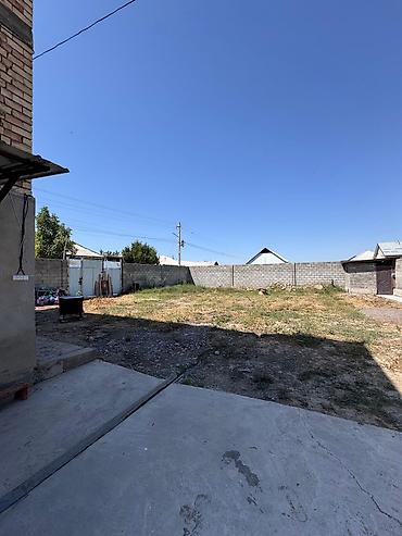 Продажа коттеджей и домов: 6 комнат и более, 250 м², 4 соток, Кара-Суу, Собственник — 30
