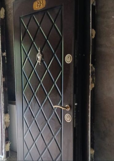 qapi alisi: Seyf qapı.Temiz türkiye istehsalıdır.qoşa kale zamok,2 qat rezin.Ses