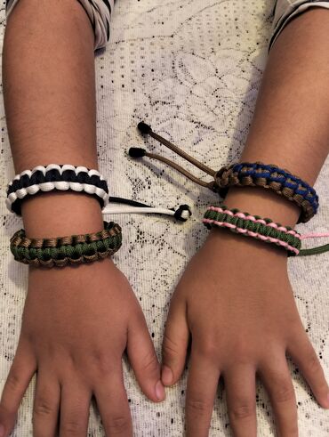 Bilərziklər: Parakord bilərziklər – əl işi Məhsul təsviri: - Yüksək keyfiyyətli — 2