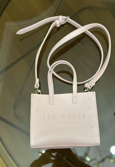 Çəkmələr: Çiyin çantası, Ted Baker, İşlənmiş