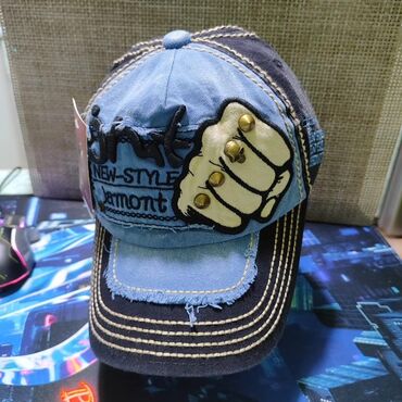 Кепки: Кепка, Бейсболка, Козырек: Изогнутый, С вышивкой — 26