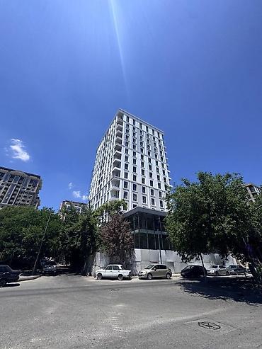 20 yanvarda evler: Satılır 2 otaqlı yeni tikili 60 m², Gənclik m. Kateqoriya Yeni tikili — 1