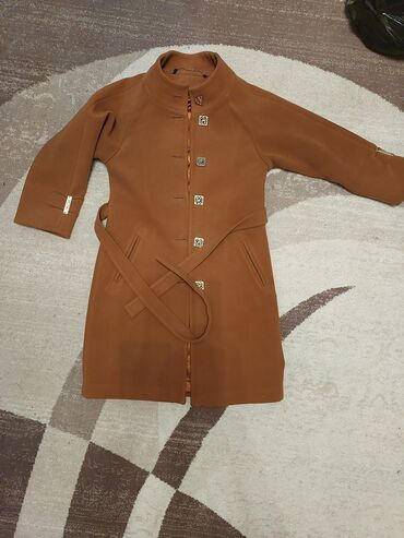 рубашка женская размер м: Пальто, Классика, Осень-весна, Кашемир, По колено, Приталенная модель, S (EU 36)