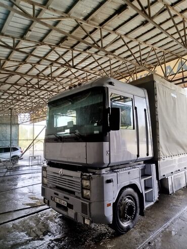 купить багажник на крышу авто в бишкеке: Тягач, Renault, 1994 г., Тентованный