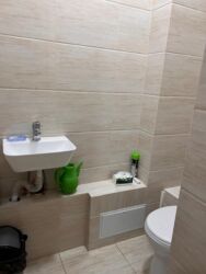 Продажа квартир: 3 комнаты, 69 м², 106 серия, 7 этаж, Старый ремонт at lalafo.kg — 13 Продажа квартир: 3 комнаты, 69 м², 106 серия, 7 этаж, Старый ремонт — 13