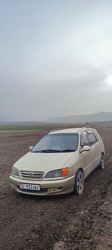 385 55: Toyota Ipsum: 2001 г., 2 л, Автомат, Бензин, Минивэн — 1