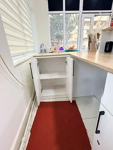 Sifarişlə mebel: Künc masa, Teksturalı laminat — 3