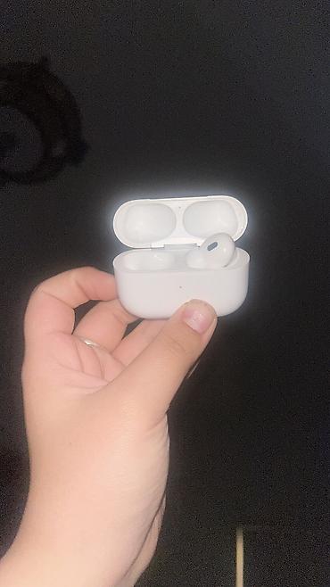 Куплю левый наушник для AirPods Pro 2. Ищу оригинальный левый at lalafo.kg Куплю левый наушник для AirPods Pro 2. Ищу оригинальный левый