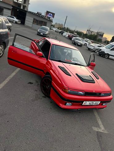 dodge купе: Mazda 626: 1988 г., 2.2 л, Механика, Седан — 2