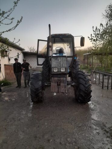vurulmuş maşınların satışı: Traktor1221 ili 2011 kotan mala ile birge satilir