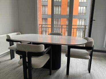 мебель срочно: Комплект стол и стулья Новый
