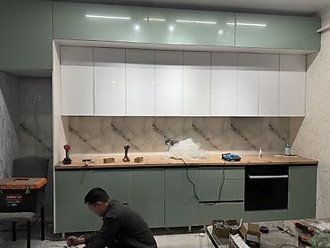 Кухонные гарнитуры: Кухонный гарнитур — 3