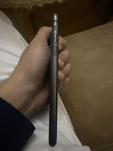 refurbished iphone azerbaycan: IPhone 11, 64 GB, Qara, Zəmanət, Simsiz şarj, Face ID — 4