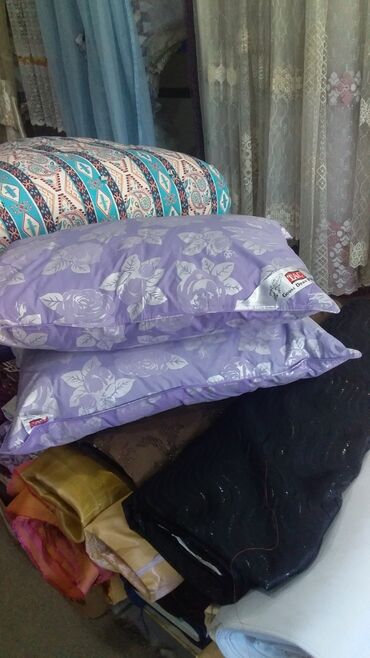 Balışlar, yastıqlar: Yuxu üçün Yeni Yastıq, Ödənişli çatdırılma — 9