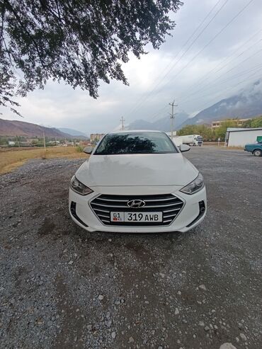 набор для автомобиля: Hyundai Avante (Elantra) седан, белый цвет, кузов 4 двери. Номерная