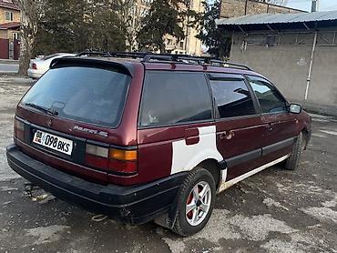 Volkswagen: Volkswagen Passat: 1993 г., 1.8 л, Механика, Бензин, Универсал — 2