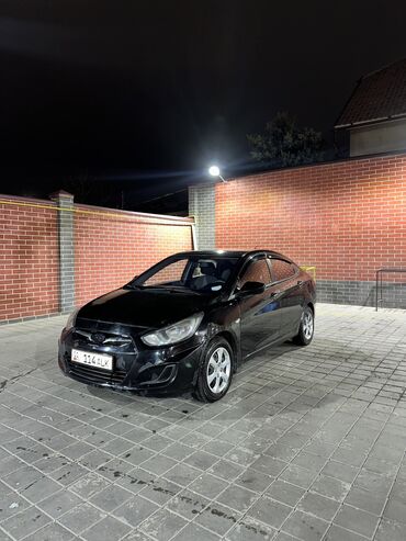 купить хендай солярис: Hyundai Solaris: 2013 г., 1.4 л, Автомат, Бензин, Седан