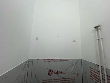 офисное помещение ош: Сдаю Офис, 20 м², В бизнес центре, 1 линия